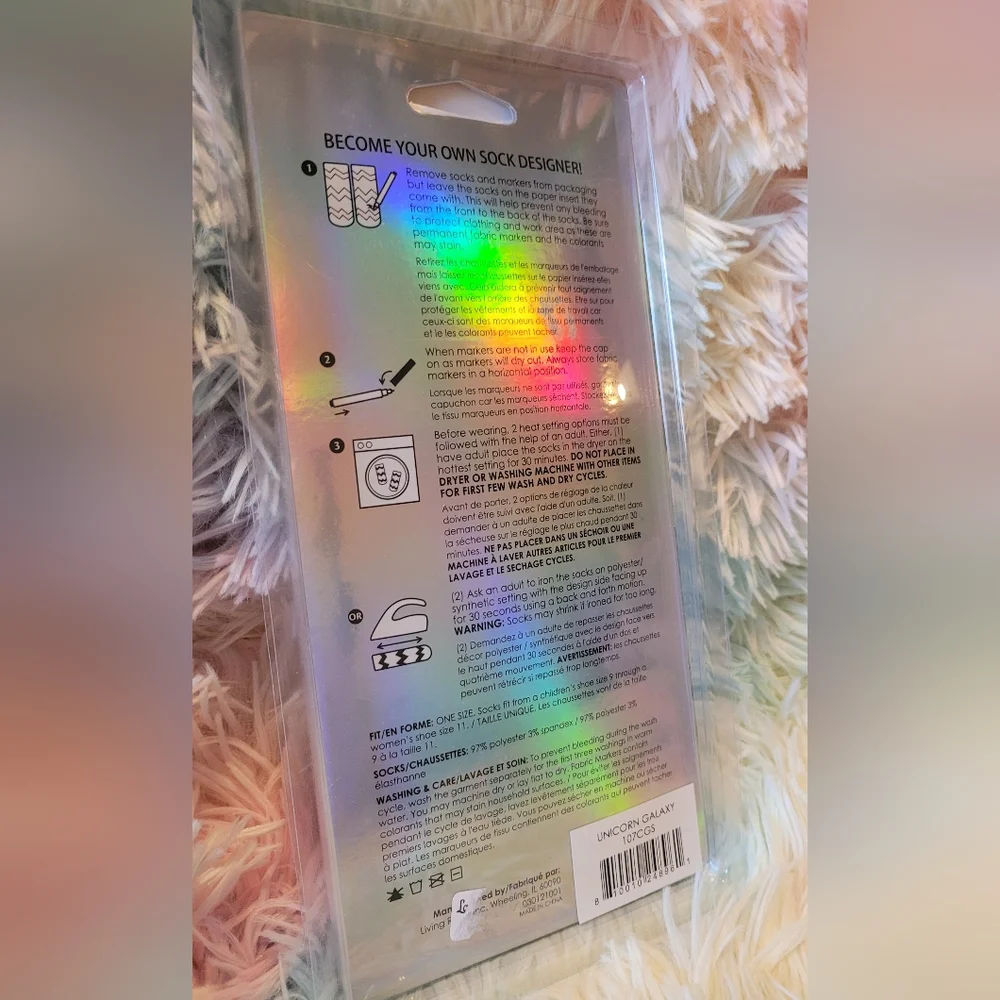 Coloring socks - Picture 2 of 3